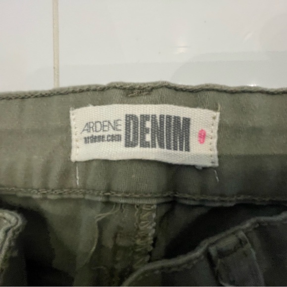 Women’s small olive jeans - Picture 3 of 3